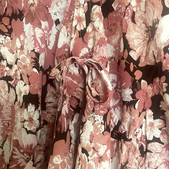 Entro NWT Boho Floral Top Size Large - Picture 6 of 6